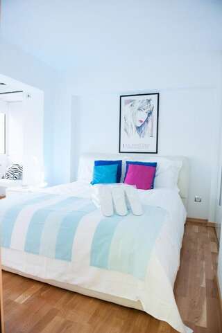 Апарт-отели White Dream Suites Яссы Улучшенные апартаменты-4